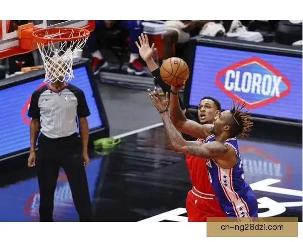 开场文班真打转身暴扣三分封盖